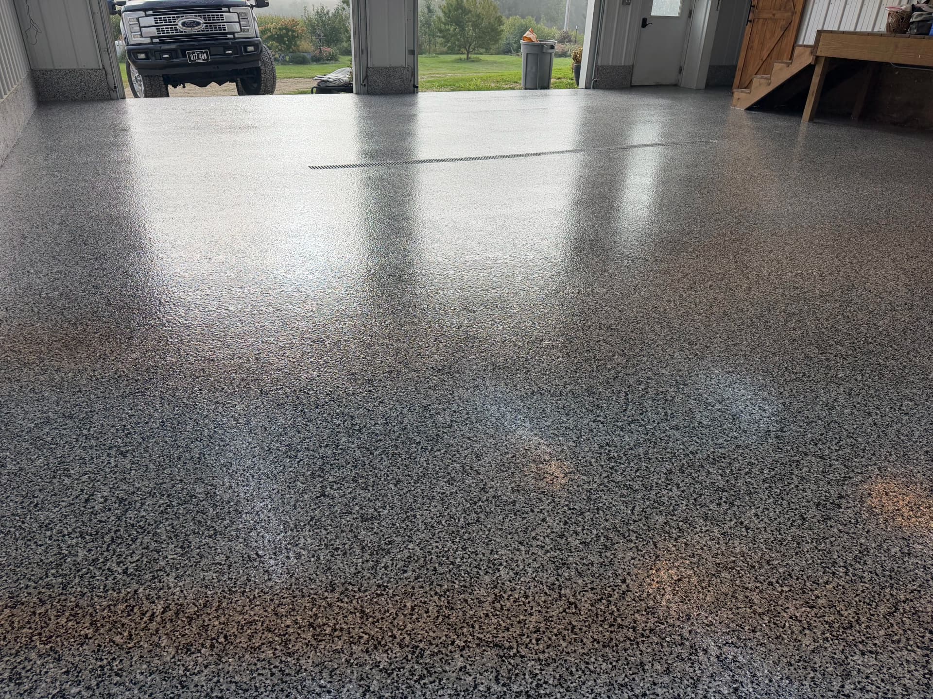 Gallery photos for Domino Flake Epoxy System on a 2-Stall Garage and Steps: Image #1