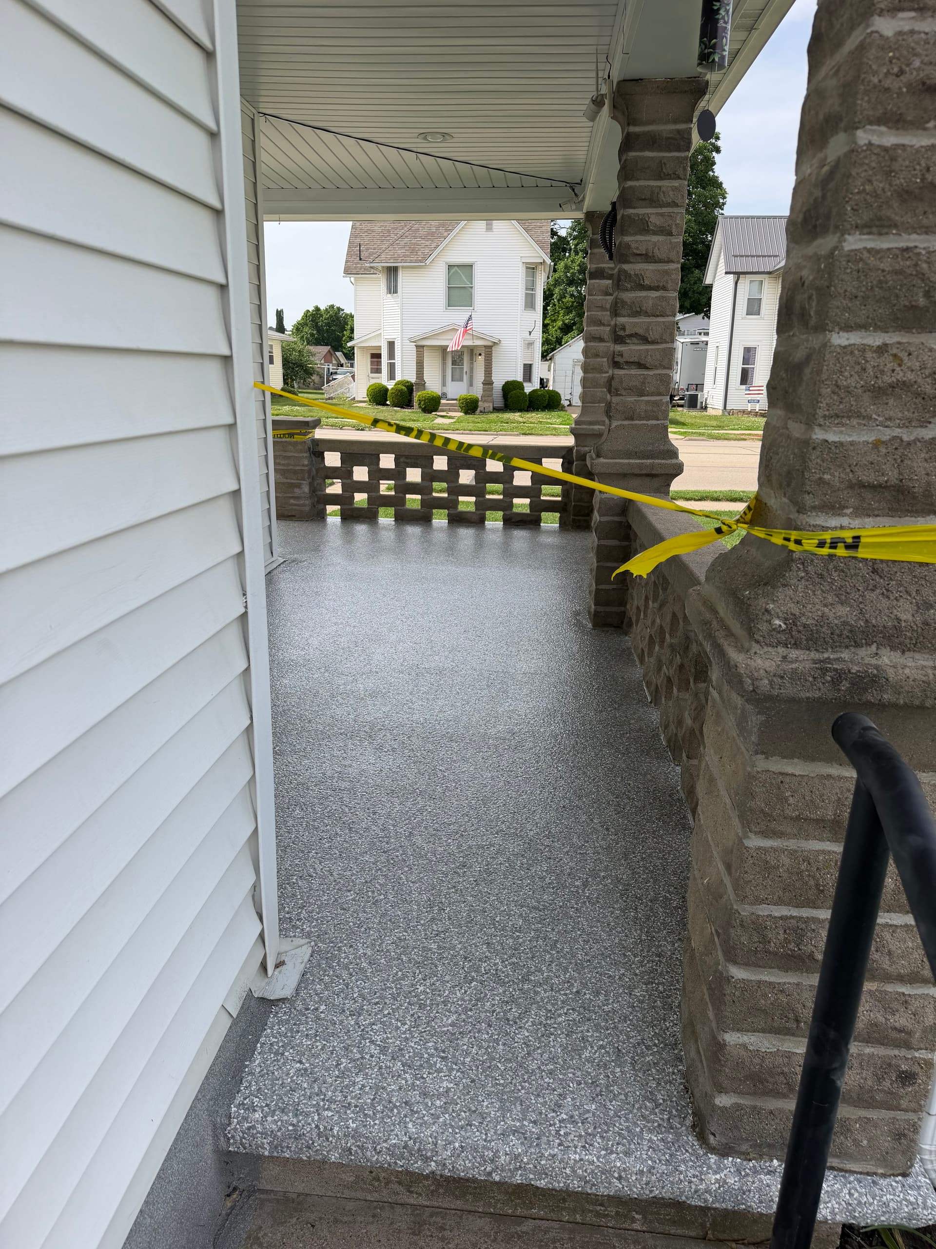 Gallery photos for Front Porch Flake Floor System with Polyaspartic Coating: Image #4