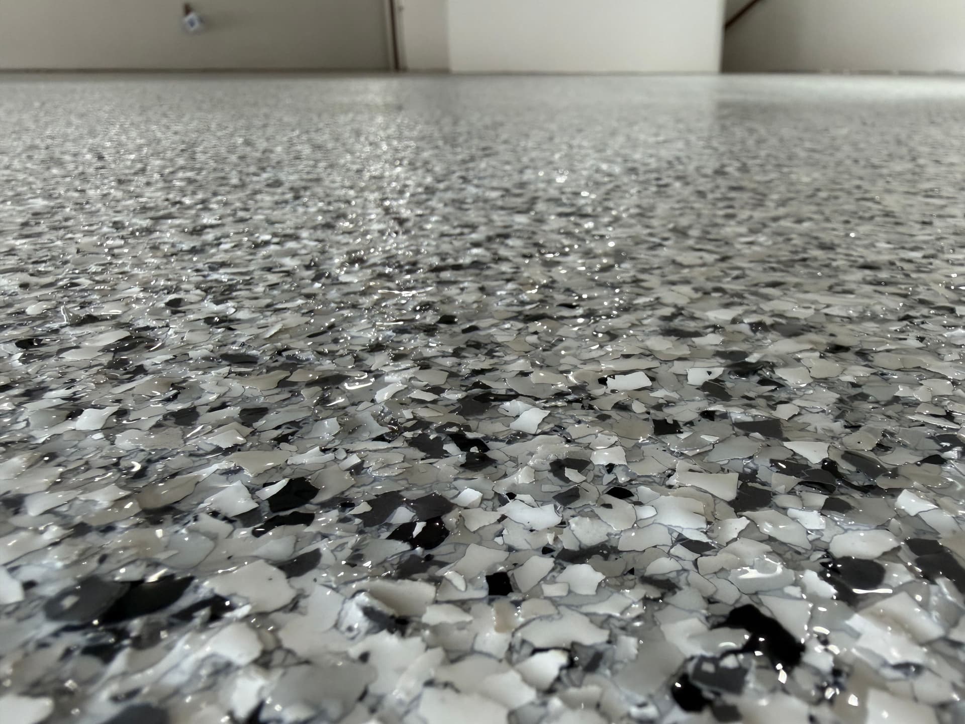 Gallery photos for 3-Stall Garage and Patio Get a Full Flake Floor Upgrade: Image #2