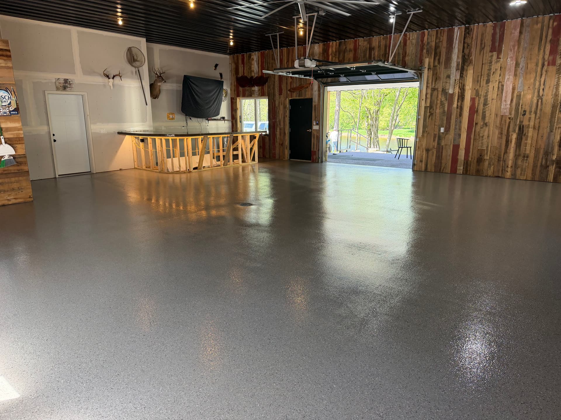 Full Flake Epoxy Garage Floor with Semi-Polished Bar Top image