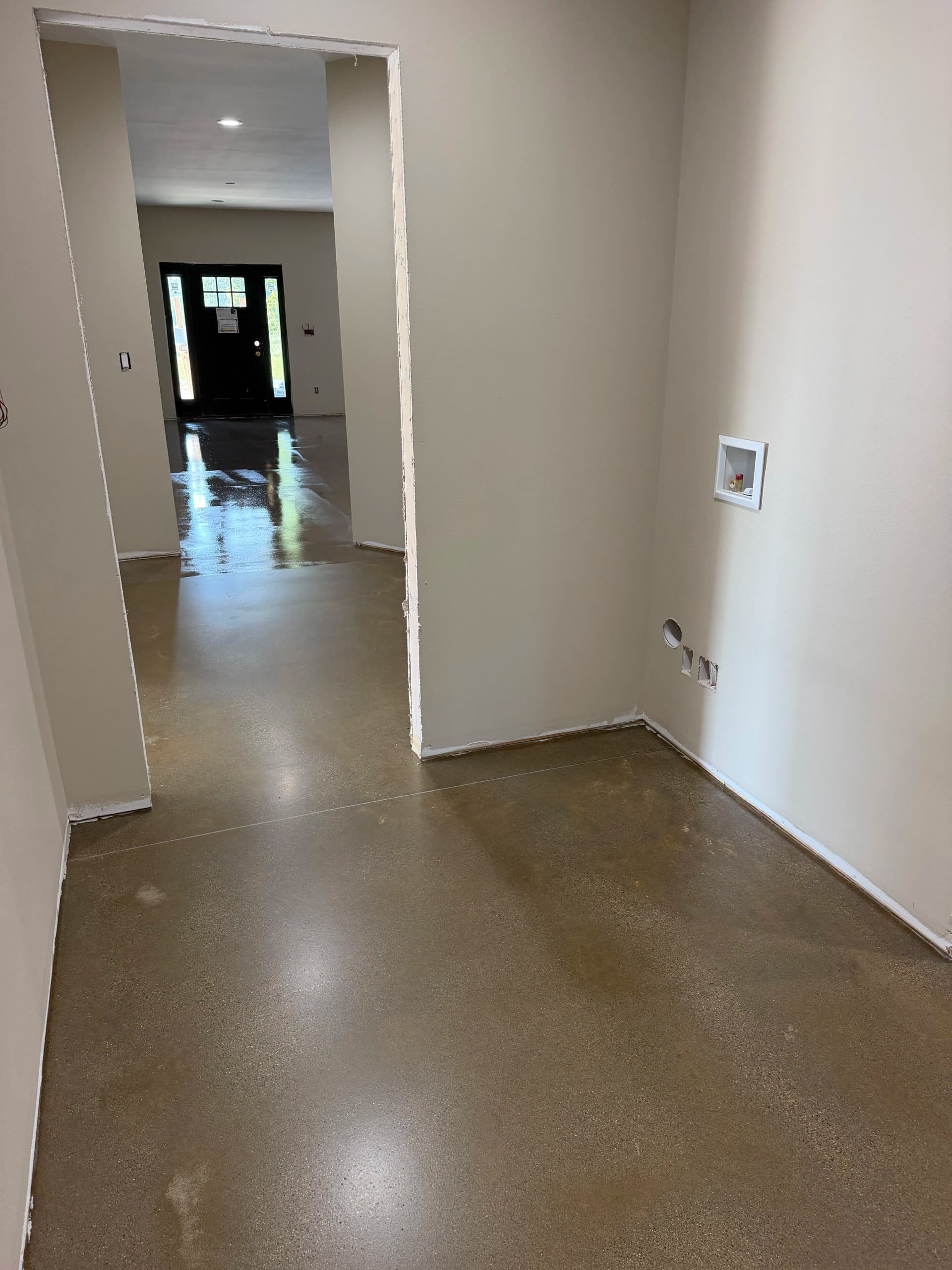Gallery photos for Whole-Home Grind and Seal with Polyurethane Matte Top Coat: Image #8