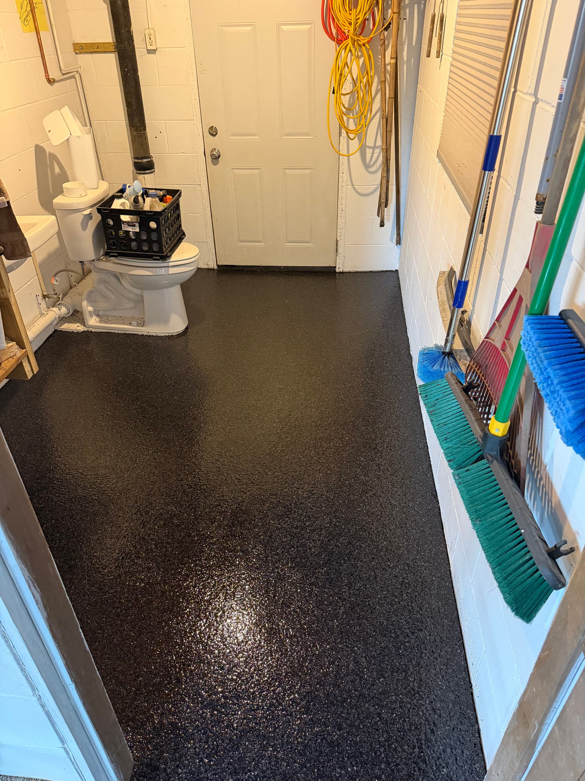 Carbon Flake Epoxy Floor System Installed at a Lakeside Cabin image