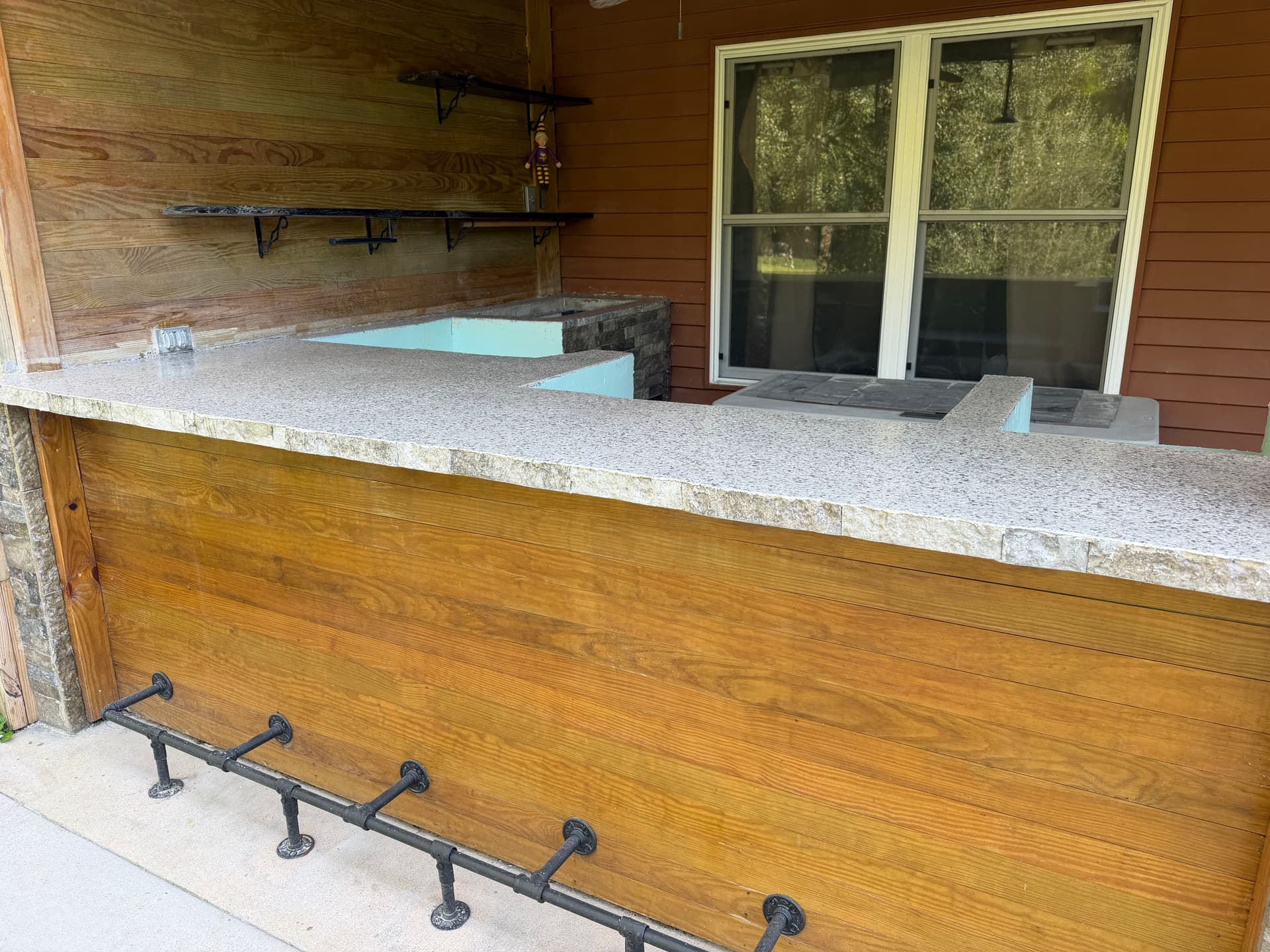 Gallery photos for Outdoor Bar Top Finished With Armadillo Hybrid Flake System: Image #1