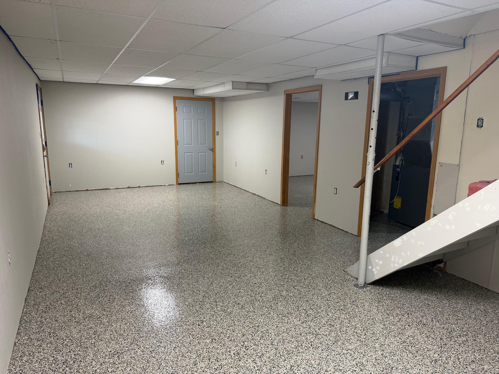Gallery photos for Epoxy Flake Floors Installed in a Basement and Garage: Image #2