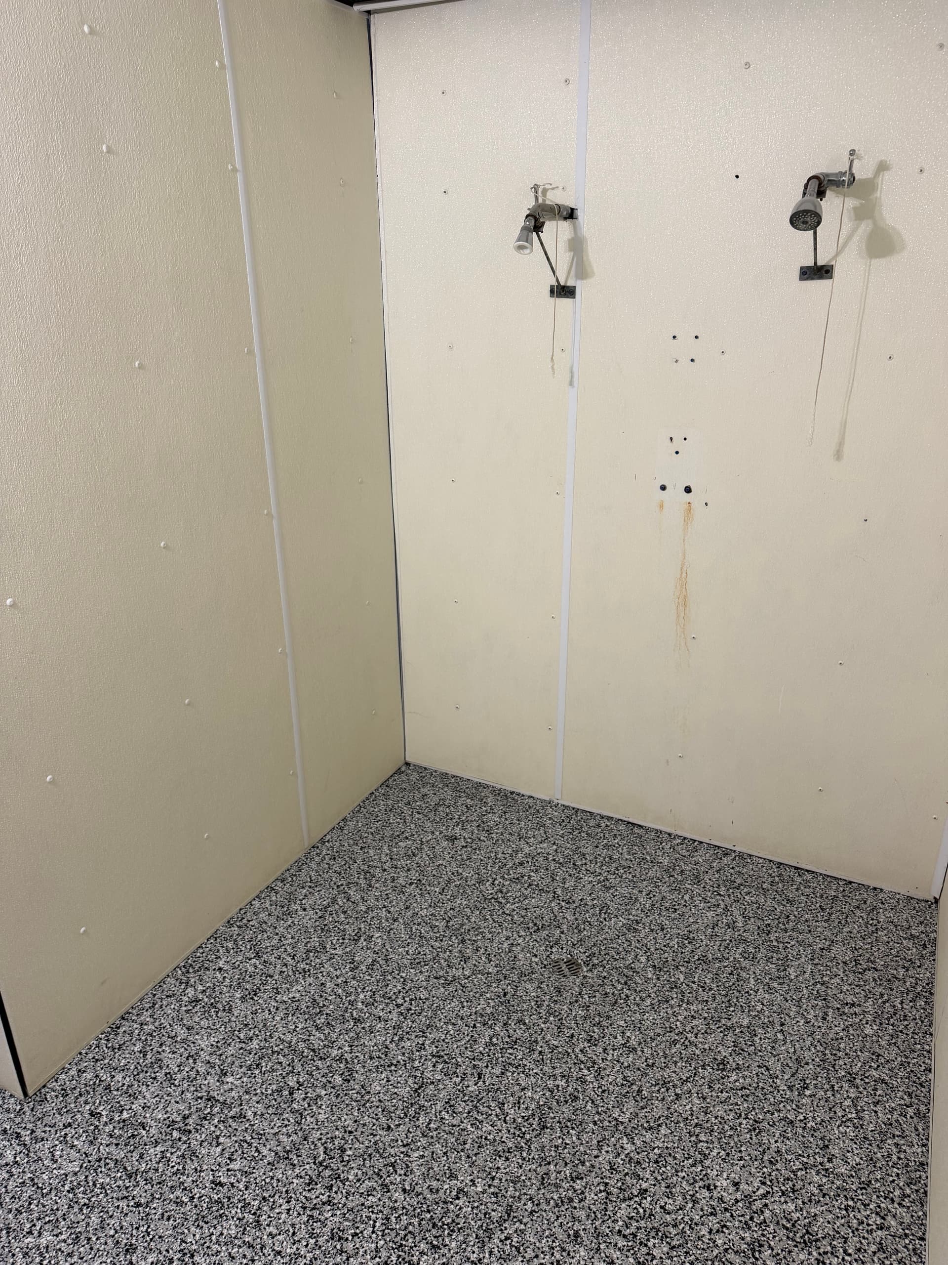 Gallery photos for Domino Flake Floor System at Strawberry Point Municipal Pool: Image #7